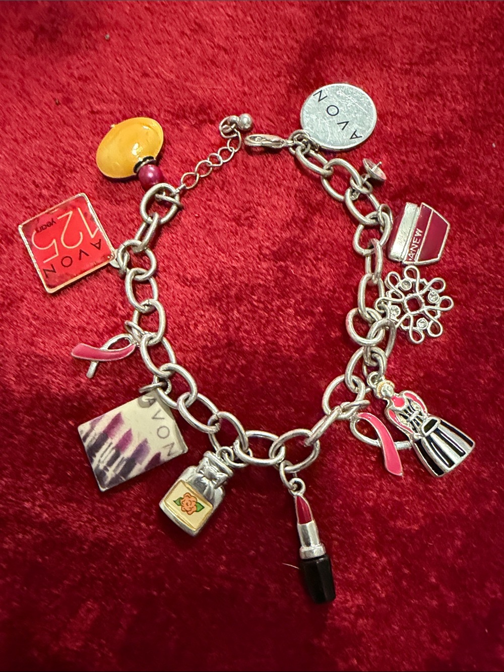 Avon Pink Ribbon Charm Bracelet - Silver Tone 7”-9”silver tone collectors item